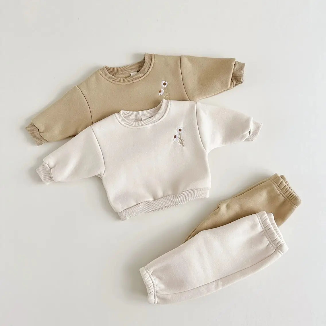 Embroidered Daisy Pullover Sweatshirt & Jogger Pants SnugBubs Australia