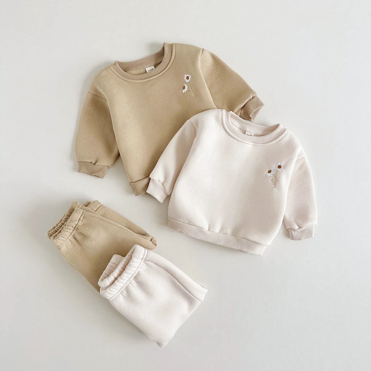 Embroidered Daisy Pullover Sweatshirt & Jogger Pants SnugBubs Australia